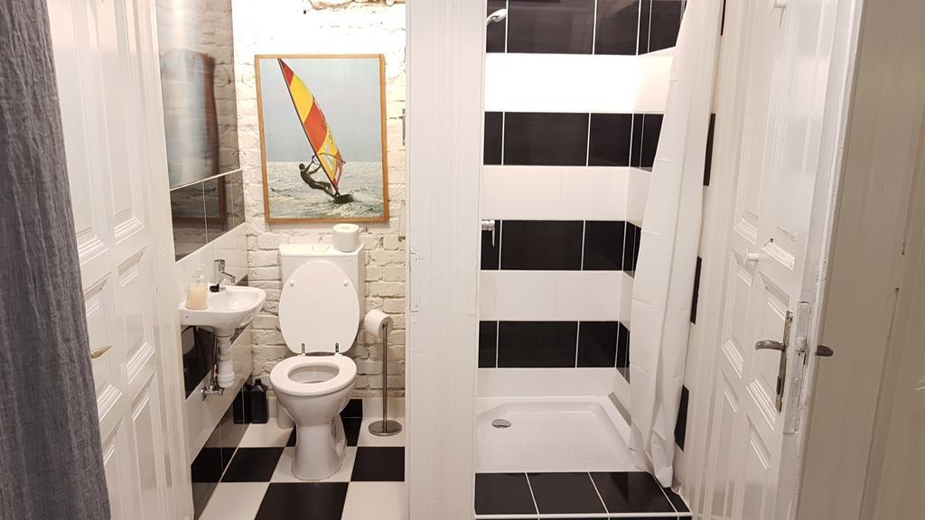 Bpr Wolf Apartment With Terrace บูดาเปสต์ ภายนอก รูปภาพ